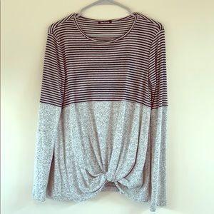 Stitch Fix Pink Clover size small top